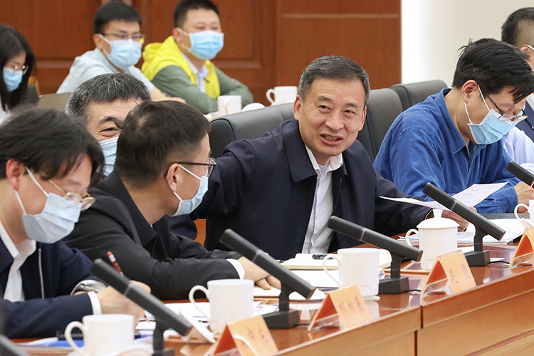 樊金龙主持召开“数字人大”建设工作汇报会